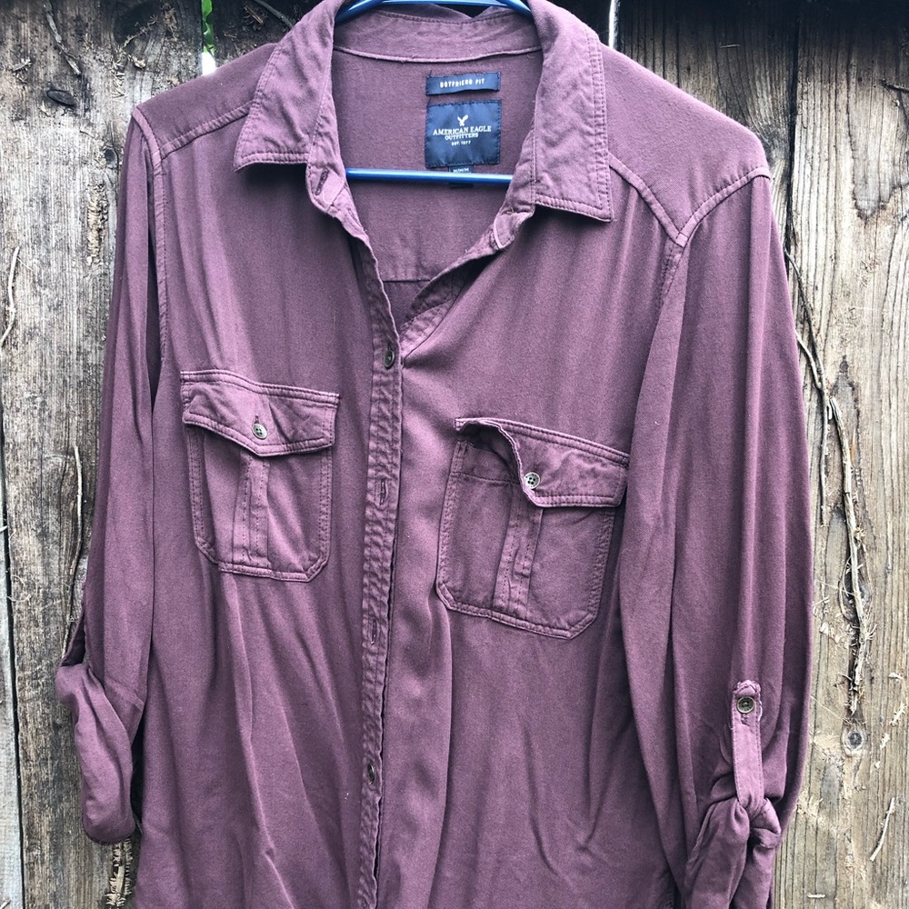 american eagle boyfriend fit button down